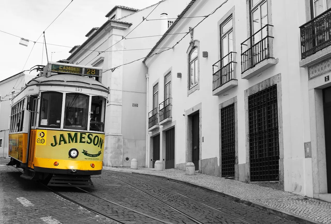 Hvordan er vejret i Lissabon i juli?