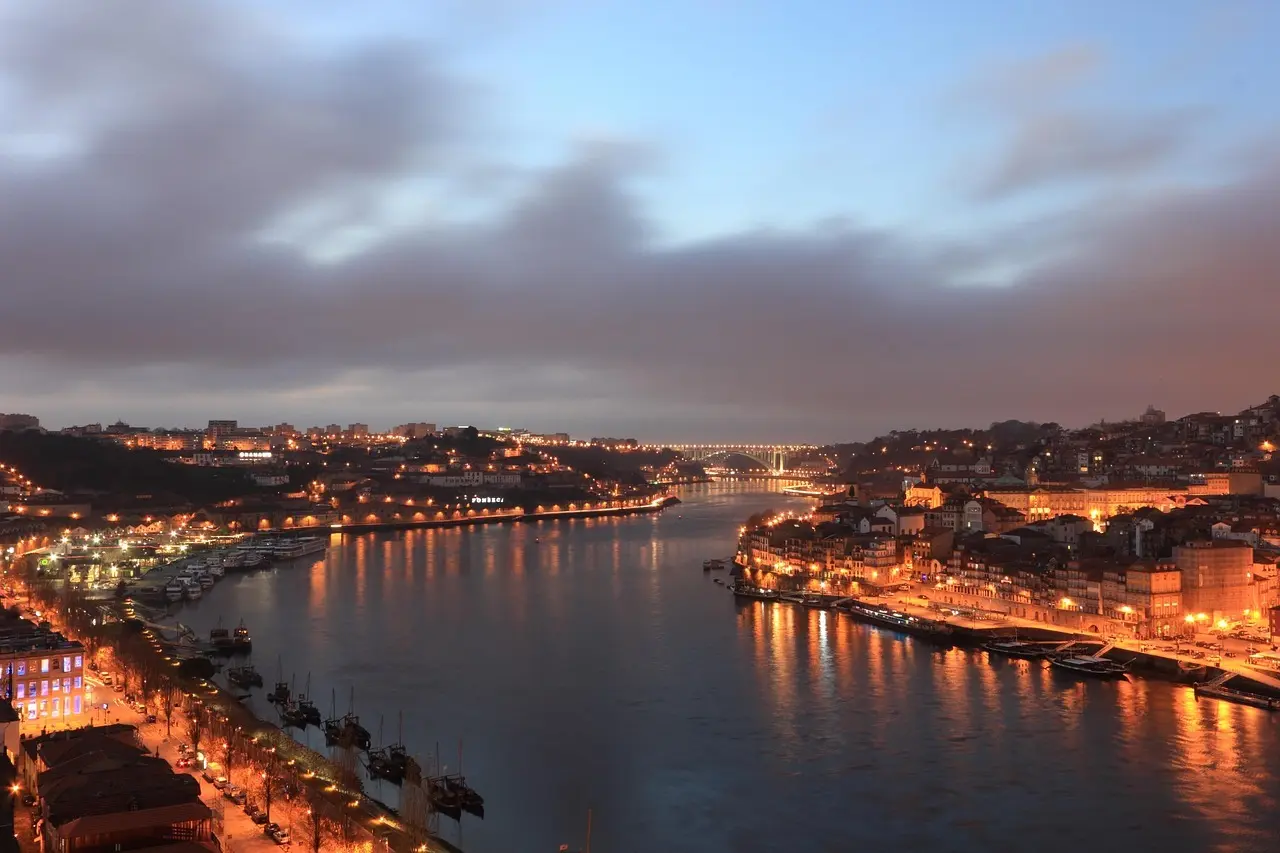 Krydsord synonymer: Portugisisk Flod